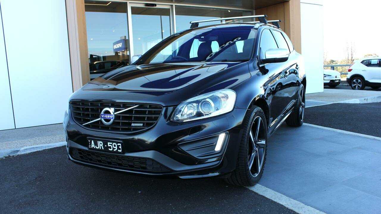 Volvo  XC60 T6 R-Design