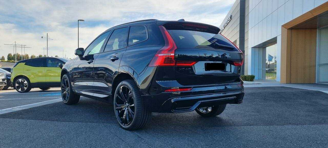 Volvo  XC60 Recharge Black Edition Ultimate, T8 AWD Plug-in hybrid, Electric/Petrol