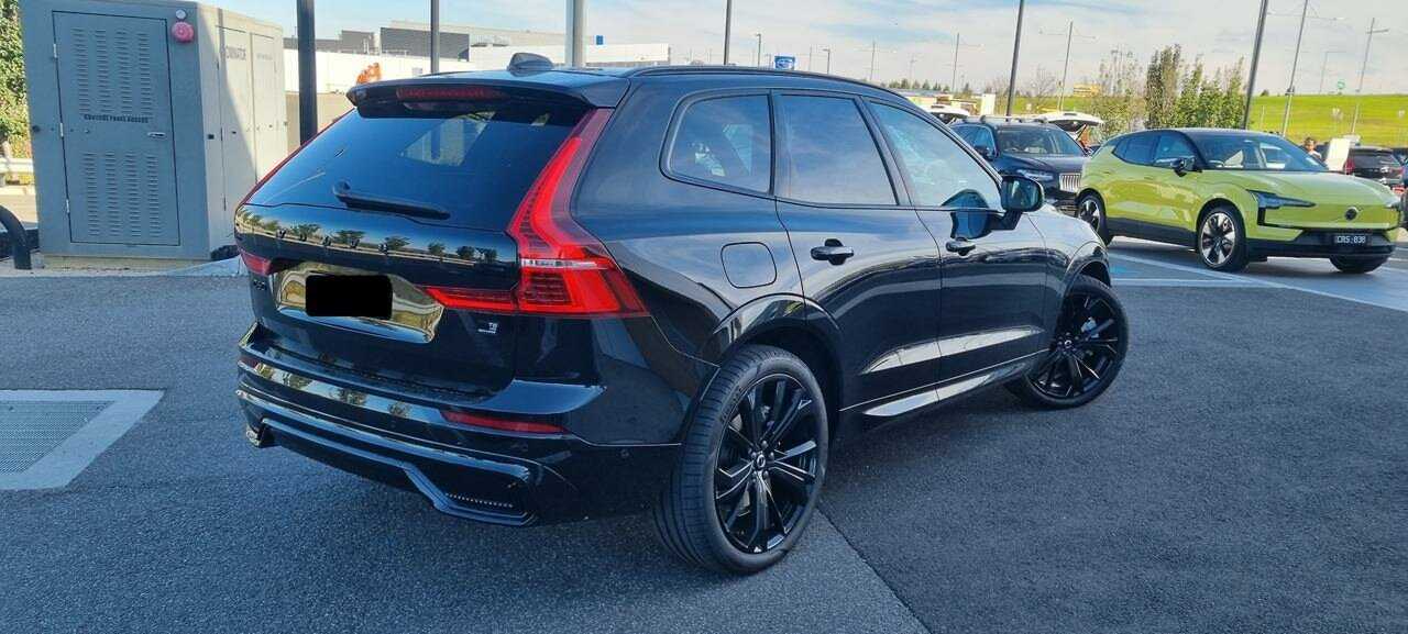 Volvo  XC60 Recharge Black Edition Ultimate, T8 AWD Plug-in hybrid, Electric/Petrol