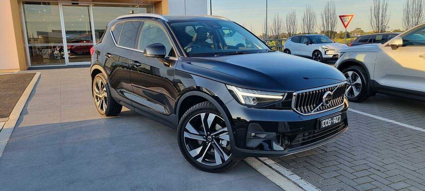 Volvo  XC40 Ultimate, B4 Mild Hybrid, Petrol, Bright