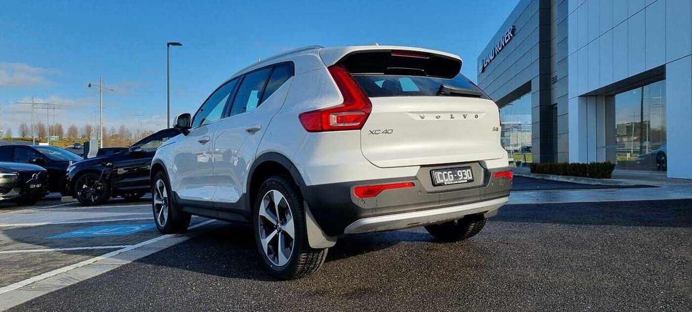 Volvo  XC40 Ultimate, B4 Mild Hybrid, Petrol, Bright