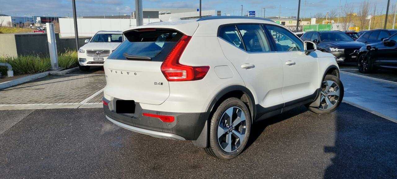 Volvo  XZ MY23 Ultimate B4 AWD Bright