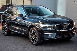 Volvo  XC60 Plus, B5 AWD Mild hybrid, Petrol