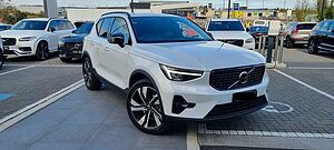 Volvo  XC40 Ultimate, B5 Mild Hybrid, Petrol, Dark