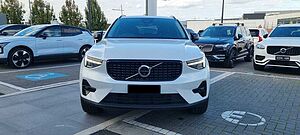 Volvo  XC40 Ultimate, B5 Mild Hybrid, Petrol, Dark