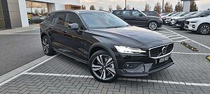 Volvo  V60 Cross Country Ultimate , B5 Mild Hybrid, Petrol