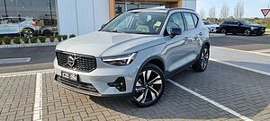 Volvo  XC40 Ultimate, B4 AWD Mild hybrid, Petrol, Dark