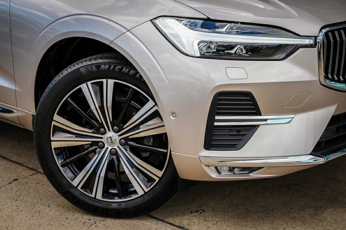 Volvo  XC60 Ultimate, B5 Mild Hybrid, Petrol, Bright