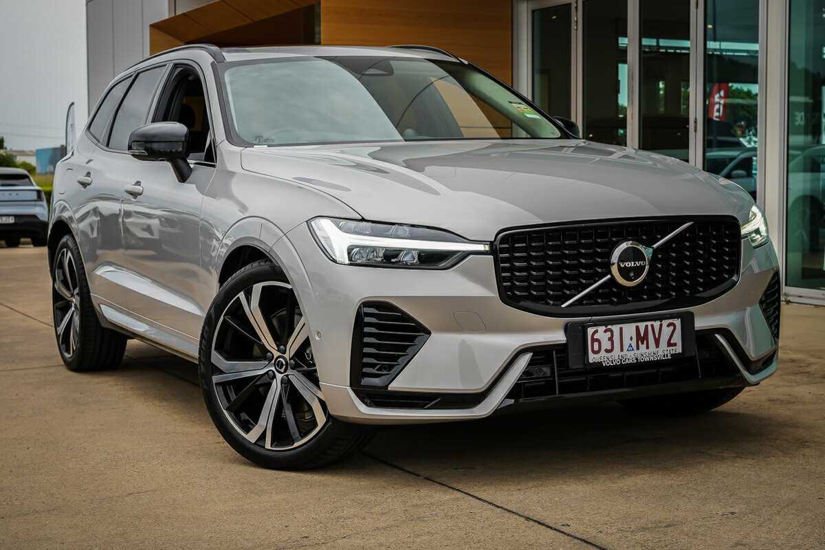Volvo  XC60 Ultra, T8 AWD Plug-in hybrid, Electric/Petrol, Dark