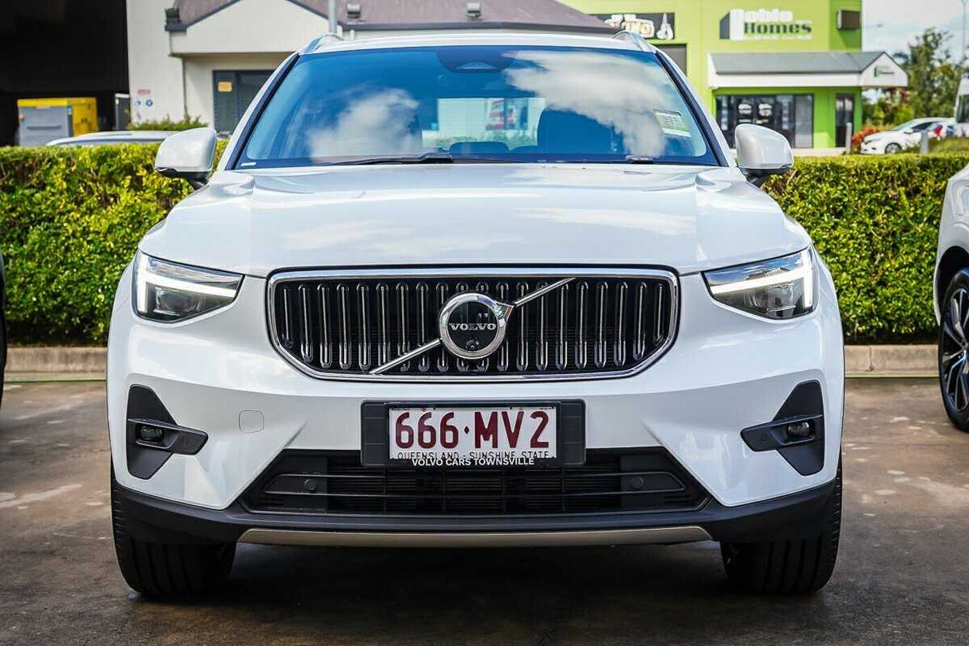 Volvo  XC40 Ultra, B4 AWD Mild hybrid, Petrol, Bright