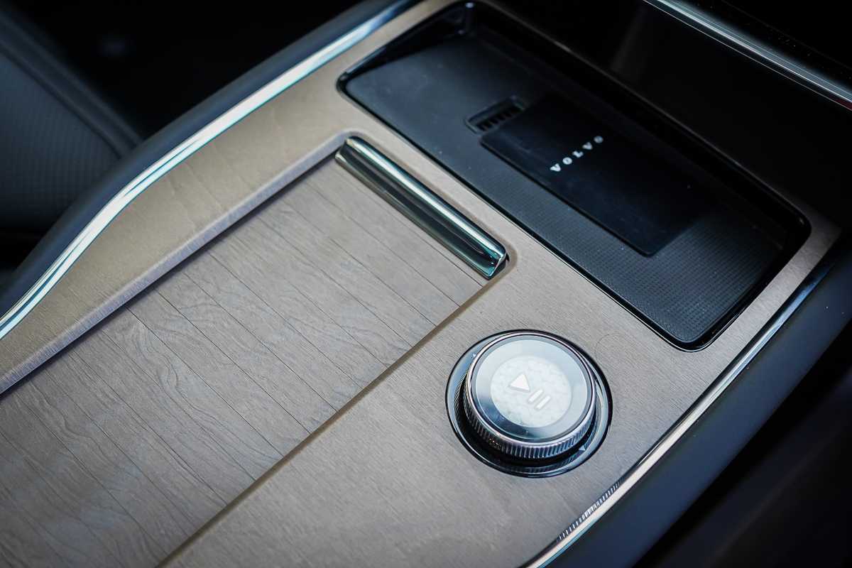 Volvo  EX90 Ultra, Twin Motor Performance, Electric, 7 Seats