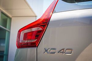 Volvo  XC40 Plus, B4 Mild hybrid, Petrol