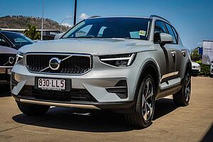 Volvo  XC40 Plus, B4 Mild hybrid, Petrol