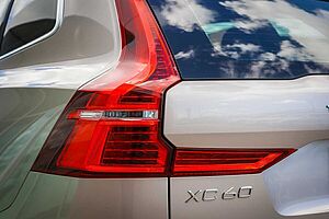 Volvo  XC60 Ultimate, B5 Mild Hybrid, Petrol, Bright