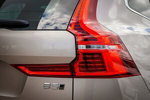 Volvo  XC60 Ultimate, B5 Mild Hybrid, Petrol, Bright