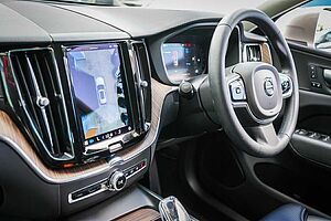 Volvo  XC60 Ultimate, B5 Mild Hybrid, Petrol, Bright