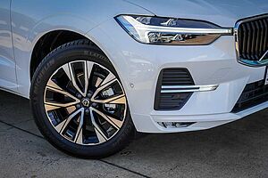 Volvo  XC60 Plus, B5 AWD Mild hybrid, Petrol