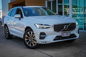Volvo  XC60 Plus, B5 AWD Mild hybrid, Petrol