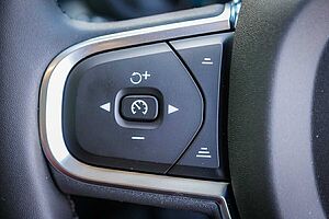 Volvo  XC60 Plus, B5 AWD Mild hybrid, Petrol