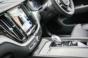 Volvo  XC60 Ultra, T8 AWD Plug-in hybrid, Electric/Petrol, Dark