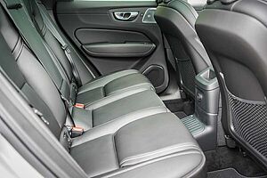 Volvo  XC60 Ultra, T8 AWD Plug-in hybrid, Electric/Petrol, Dark