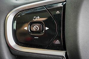 Volvo  XC60 Ultra, T8 AWD Plug-in hybrid, Electric/Petrol, Dark