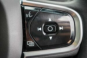 Volvo  XC60 Ultra, T8 AWD Plug-in hybrid, Electric/Petrol, Dark
