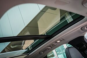 Volvo  XC60 Ultra, T8 AWD Plug-in hybrid, Electric/Petrol, Dark