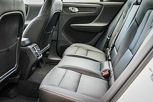 Volvo  XC40 Ultra, B4 AWD Mild hybrid, Petrol, Bright