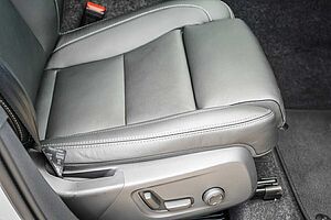 Volvo  XC40 Ultra, B4 AWD Mild hybrid, Petrol, Bright