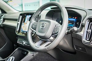 Volvo  XC40 Ultra, B4 AWD Mild hybrid, Petrol, Bright