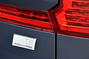 Volvo  UZ MY24 Recharge Ultimate T8 AWD Plug-In Hybrid