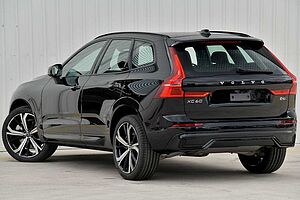 Volvo  UZ MY23 Ultimate B6 AWD Dark