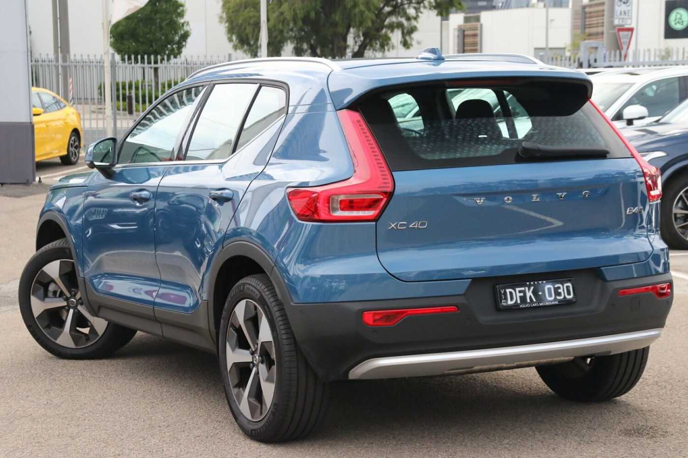 Volvo  XC40 Ultra, B4 AWD Mild hybrid, Petrol, Bright