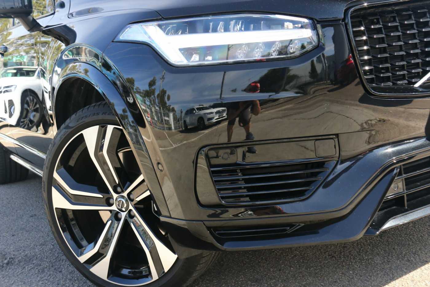 Volvo  XC90 Recharge Ultimate, T8 AWD Plug-in hybrid, Electric/Petrol, Dark, 7 Seats