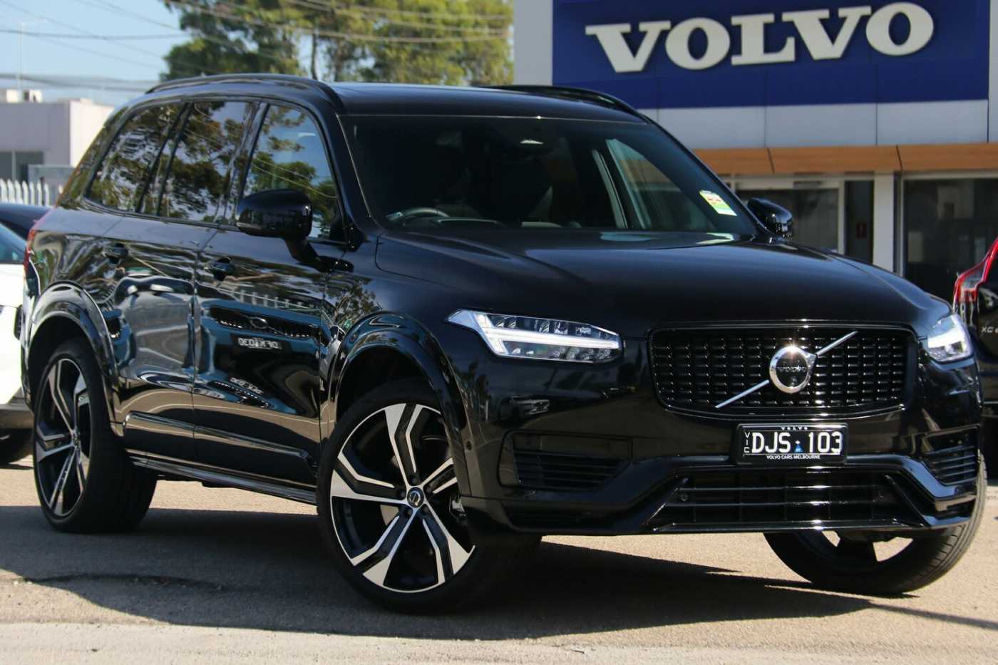 Volvo  XC90 Recharge Ultimate, T8 AWD Plug-in hybrid, Electric/Petrol, Dark, 7 Seats