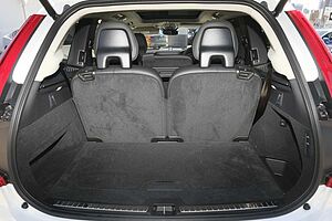 Volvo  XC90 Recharge Ultimate, T8 AWD Plug-in hybrid, Electric/Petrol, Dark, 7 Seats