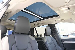 Volvo  XC90 Recharge Ultimate, T8 AWD Plug-in hybrid, Electric/Petrol, Dark, 7 Seats