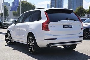 Volvo  XC90 Recharge Ultimate, T8 AWD Plug-in hybrid, Electric/Petrol, Dark, 7 Seats