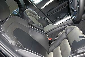 Volvo  XC90 Recharge Ultimate, T8 AWD Plug-in hybrid, Electric/Petrol, Dark, 7 Seats