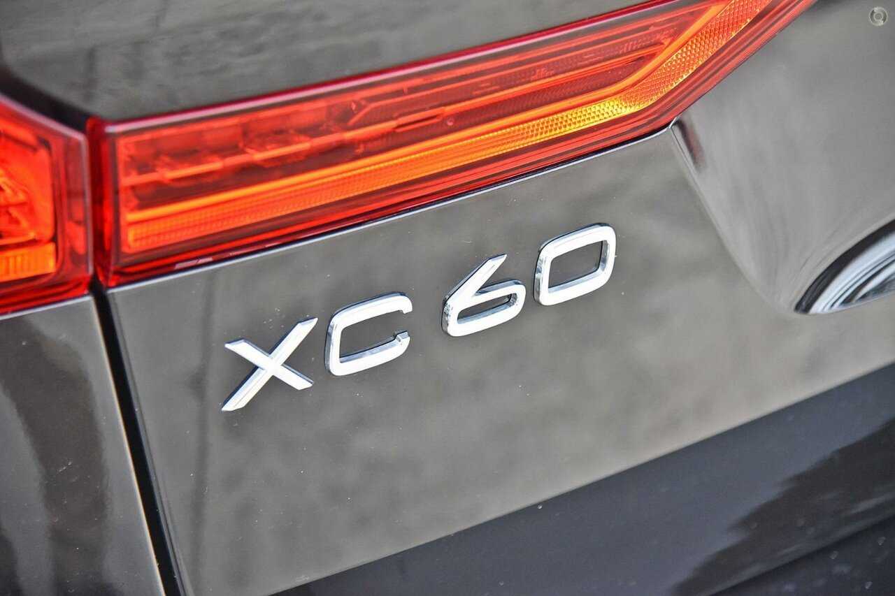 Volvo  XC60 Ultra, B5 AWD Mild hybrid, Petrol, Bright